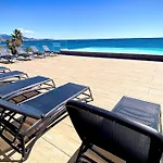 Sea View - Rated 5 Star - T3 - Pearl *