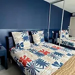 Sea View - Rated 5 Star - T3 - Pearl