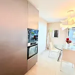Sea View - Rated 5 Star - T3 - Pearl * Villeneuve-Loubet