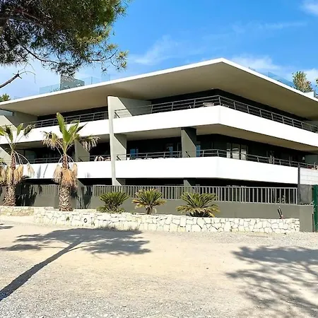 Sea View - Rated 5 Star - T3 - Pearl *